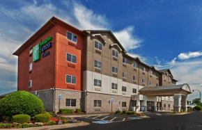 Гостиница Holiday Inn Express Hotel and Suites Jenks, an IHG Hotel  Дженкс